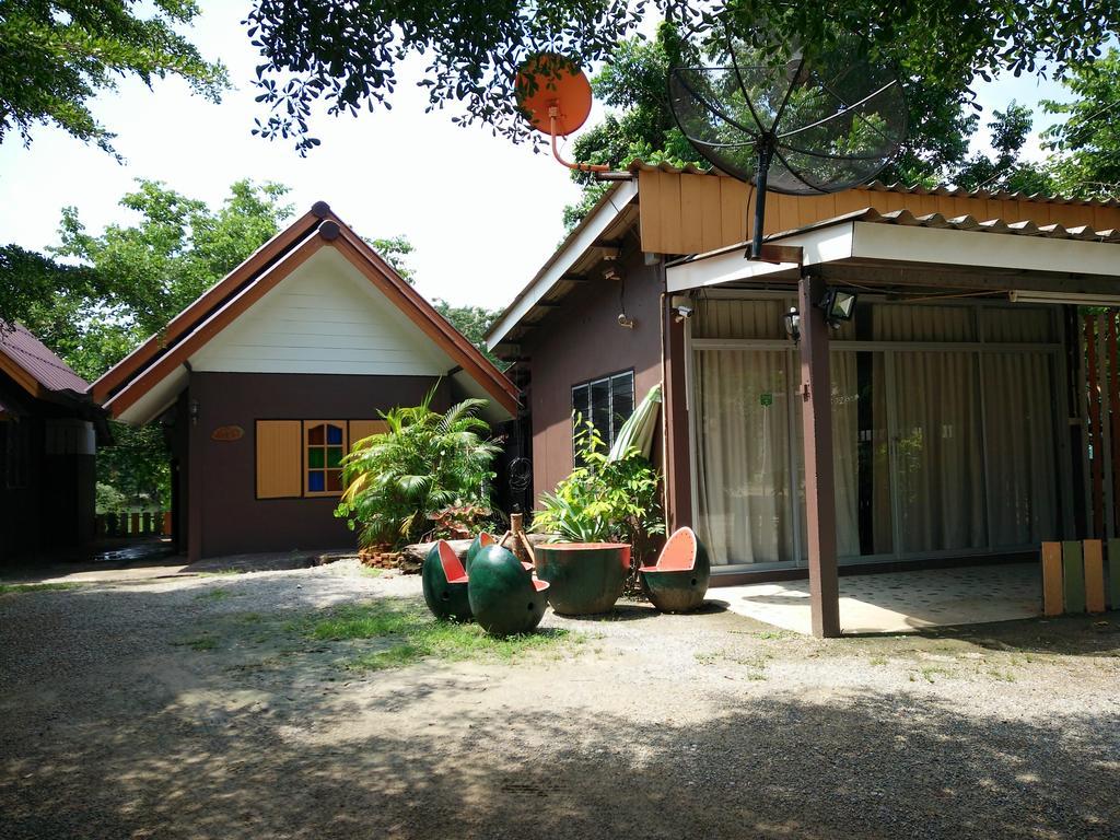 Bansuan Inthanon Resort Chom Thong Exterior foto